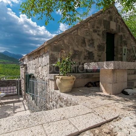 Holiday Home Godinj Donje Rascane Exterior photo