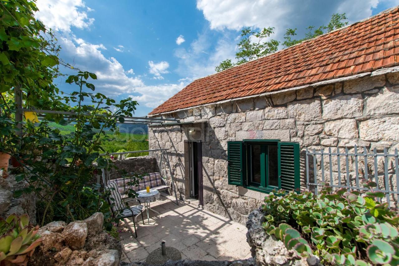 Holiday Home Godinj Donje Rascane Exterior photo