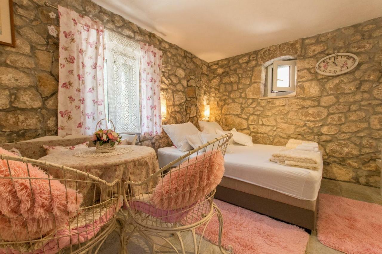 Holiday Home Godinj Donje Rascane Exterior photo