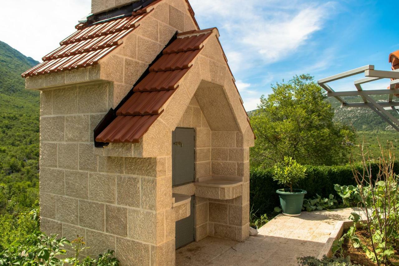 Holiday Home Godinj Donje Rascane Exterior photo