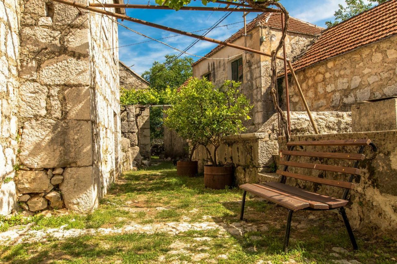Holiday Home Godinj Donje Rascane Exterior photo